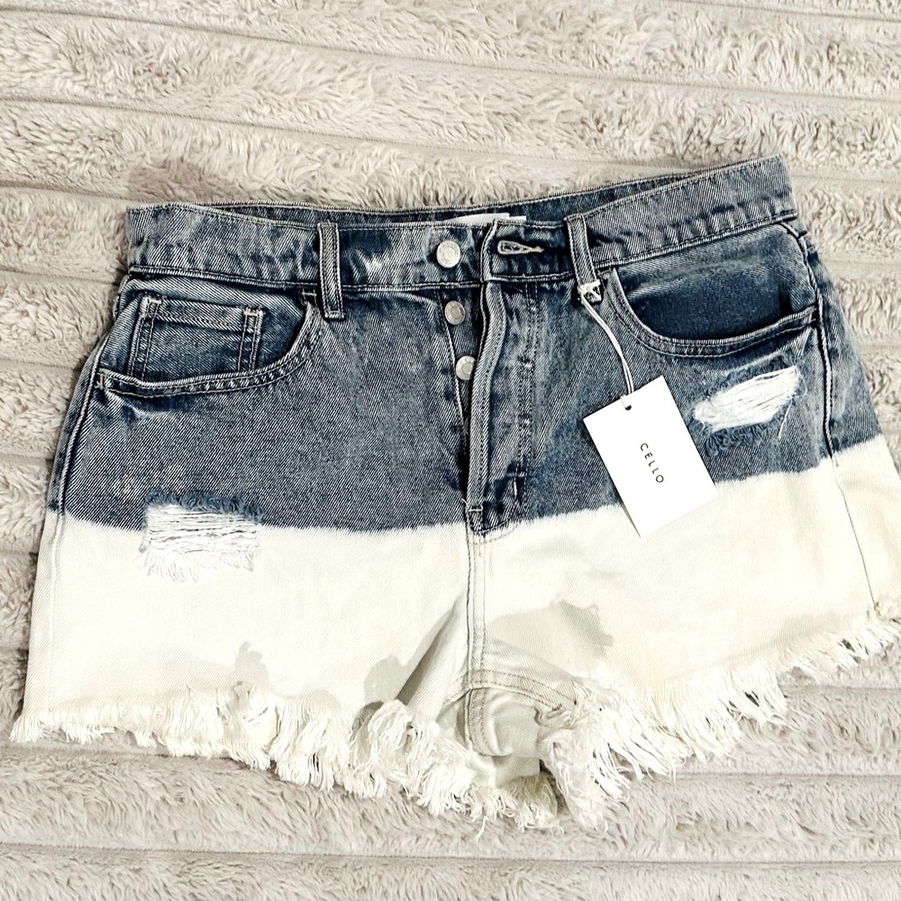 Cello Large Ombré Shorts NWT